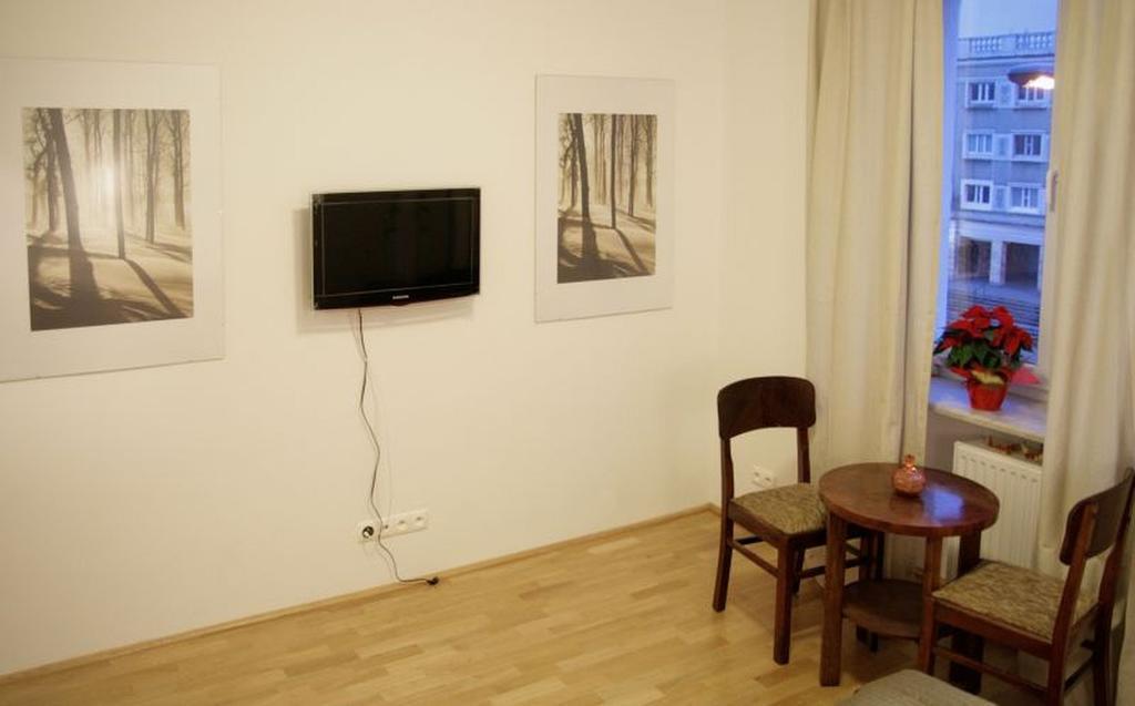 Apartment4You - Solidarnosci Warsaw Ngoại thất bức ảnh